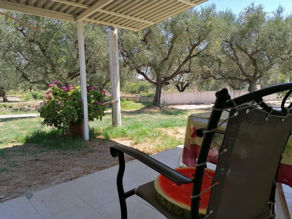 Agia Marina Studios, B Kalipadhon Bagian luar foto